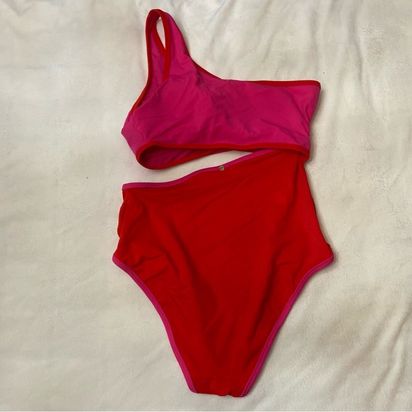 New! Victoria's Secret colorblock cutout flame One Piece Swimsuit 3867 - Picture 6 of 7